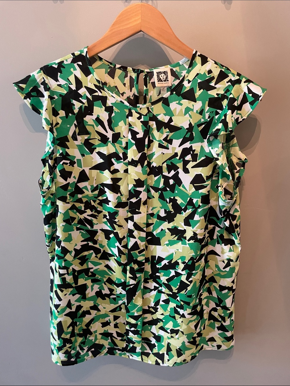 Anne Klein Green and Black Sleeveless Abstract Print Blouse Size Medium